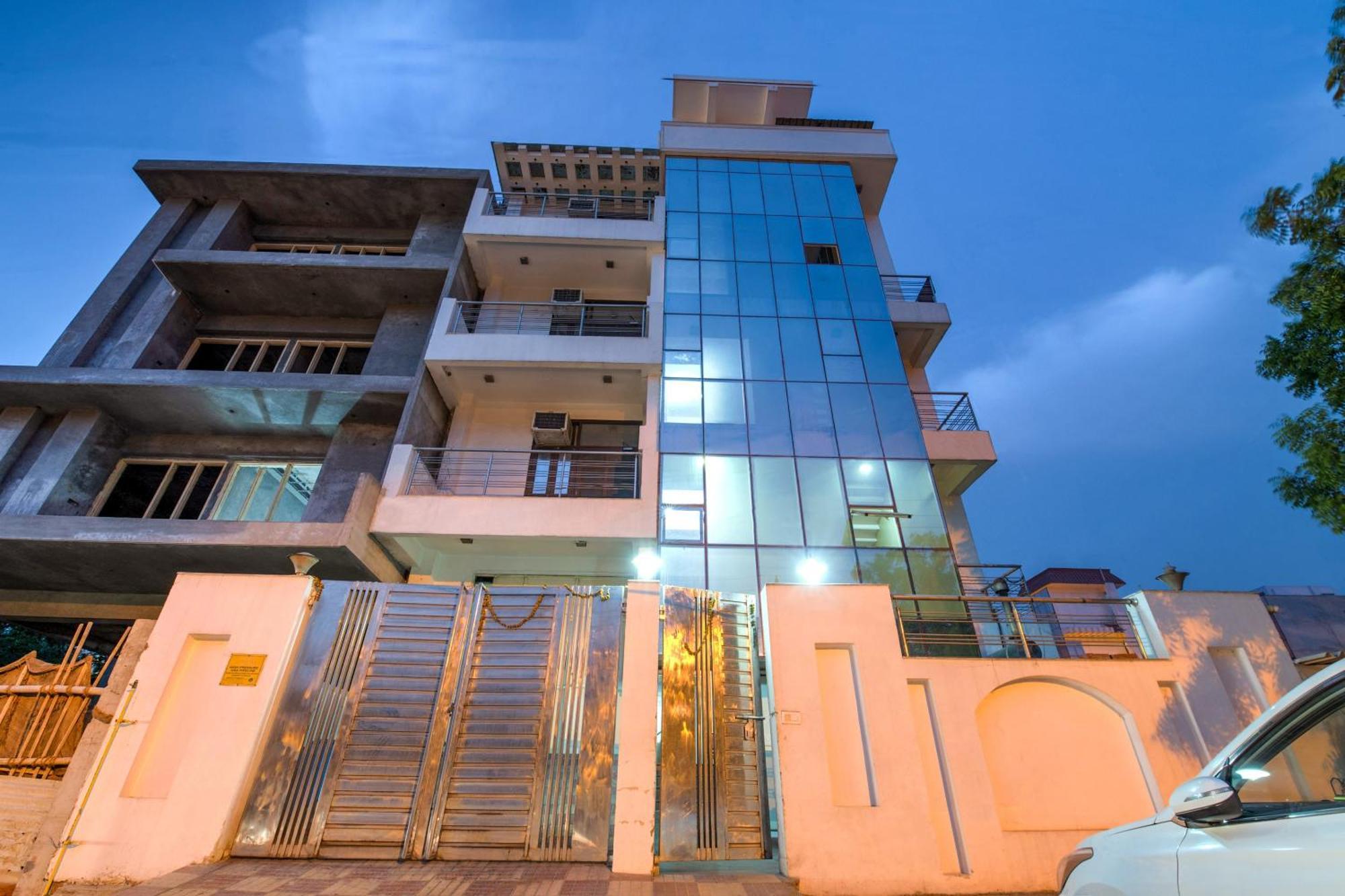 Hotel O Crosswinds Residency Indirapuram 外观 照片