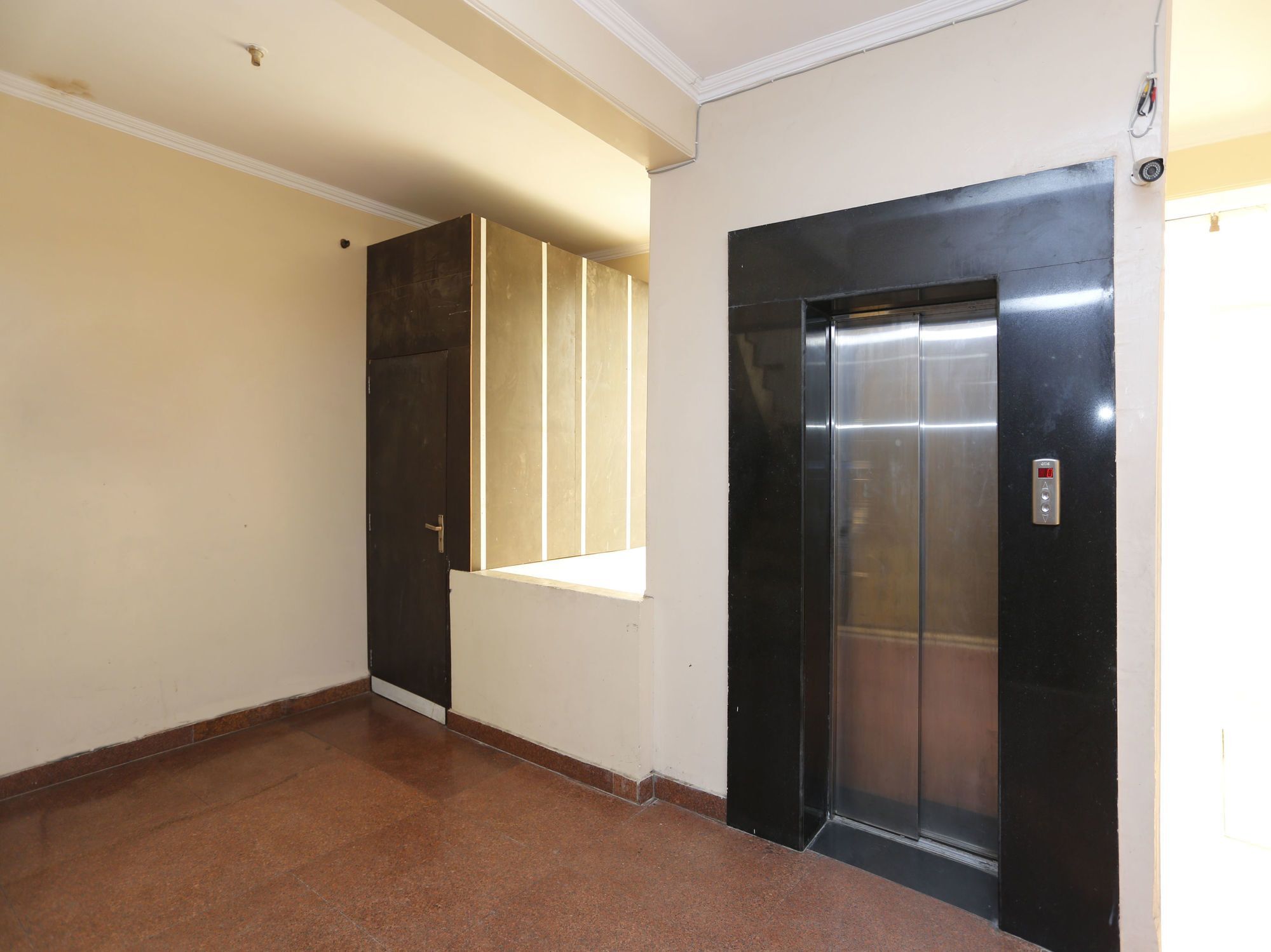 Hotel O Crosswinds Residency Indirapuram 外观 照片