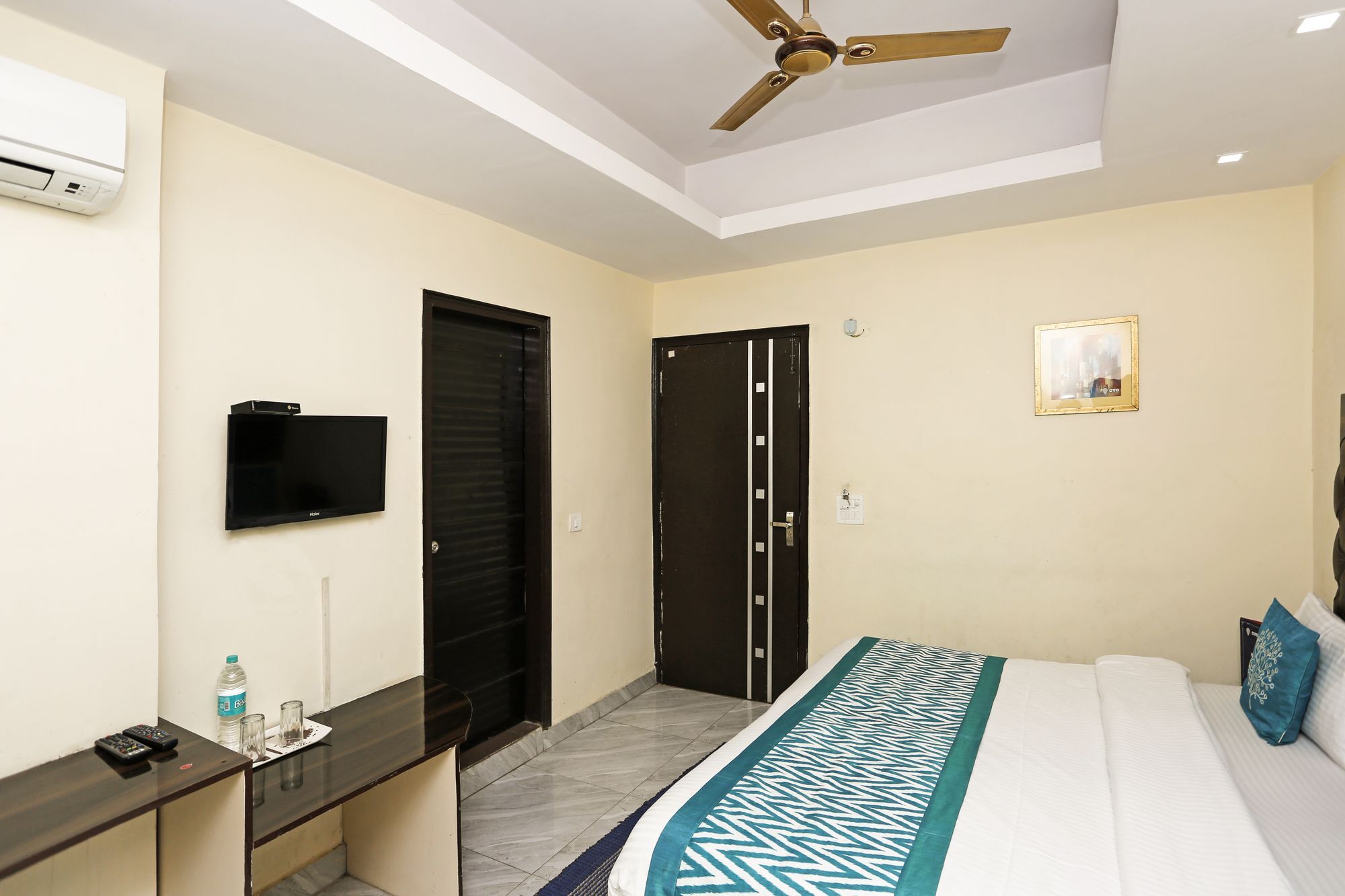 Hotel O Crosswinds Residency Indirapuram 外观 照片